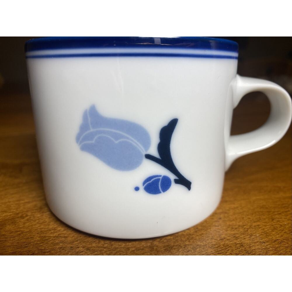 DANSK Tivoli Coffee Tea Mug Cup La Tulipe Japan White Blue Black Floral Tulip - Picture 3 of 4
